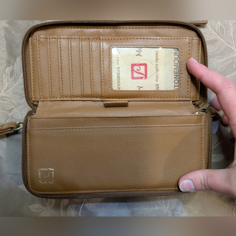 Stone Mountain Pebble Double Zip Around Wallet With Leather, EUC! - Picture 3 of 16